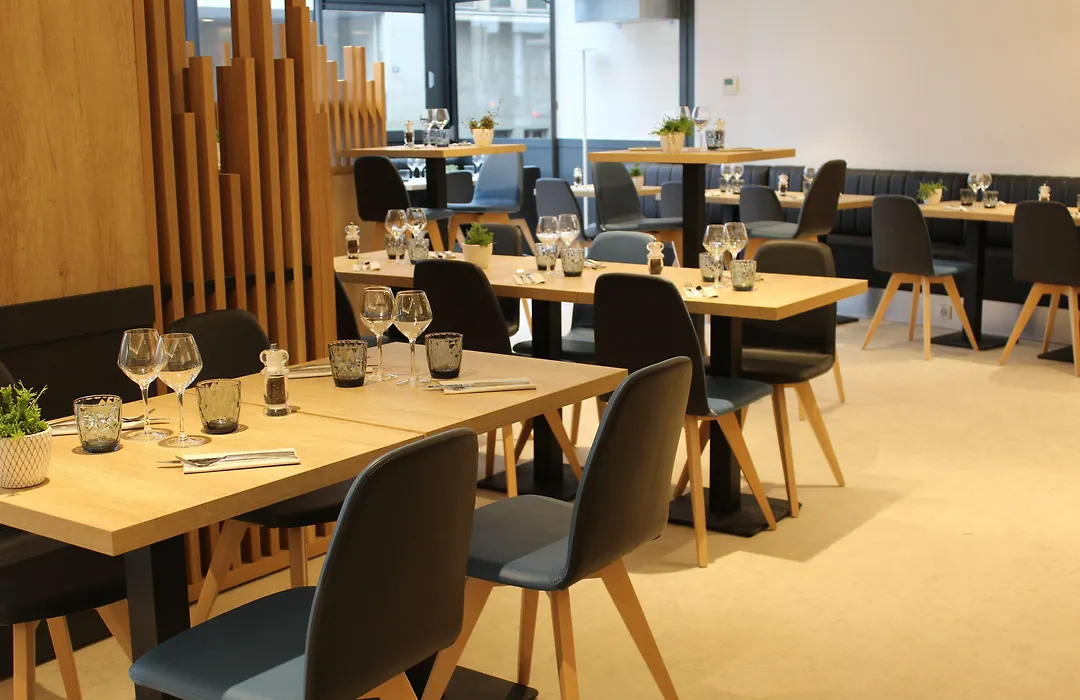 Moxy Annecy-1